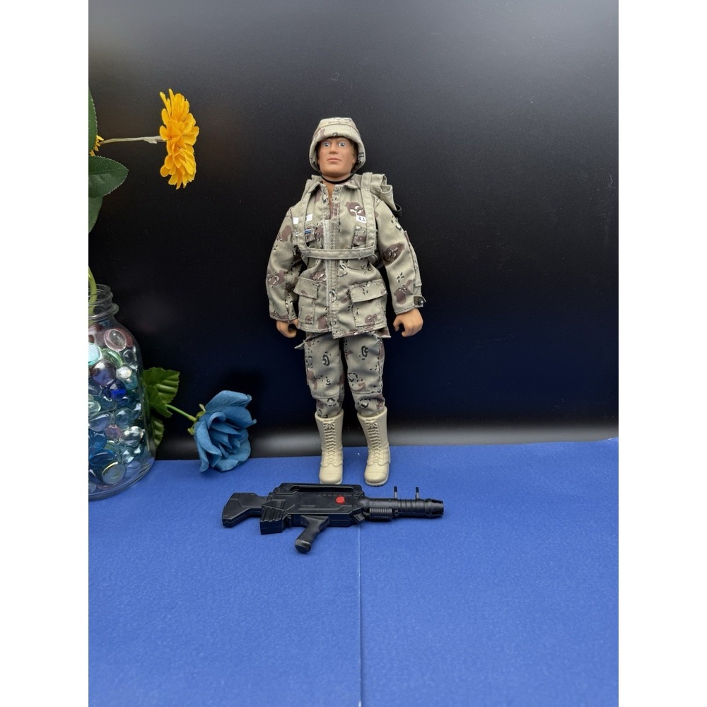 Hasbro G.l. Joe 1992 Hall of Fame "Duke" U.S. Army Master Sergeant Action Figure